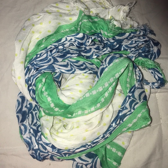 Scarf - Picture 2 of 2